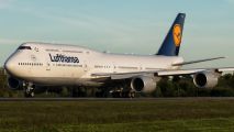 Newest 747-8i for Lufthansa delivered title=