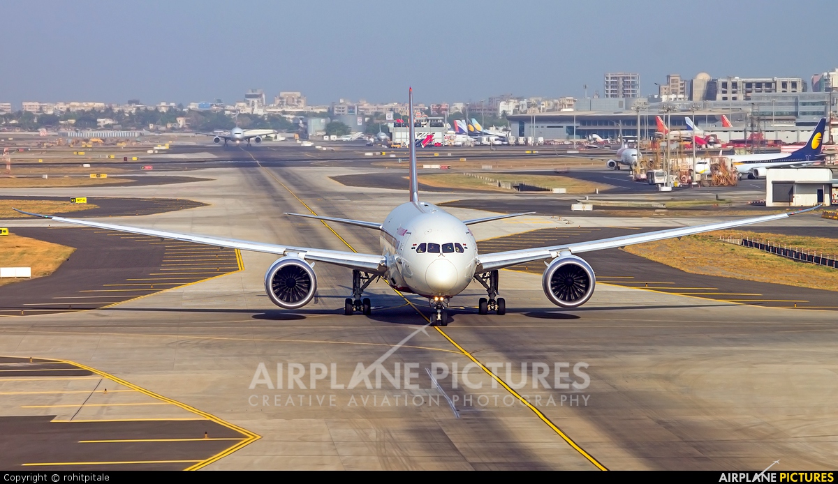 Air India VT-AND aircraft at Mumbai - Chhatrapati Shivaji Intl