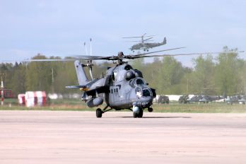 32 - Russia - Air Force Mil Mi-35