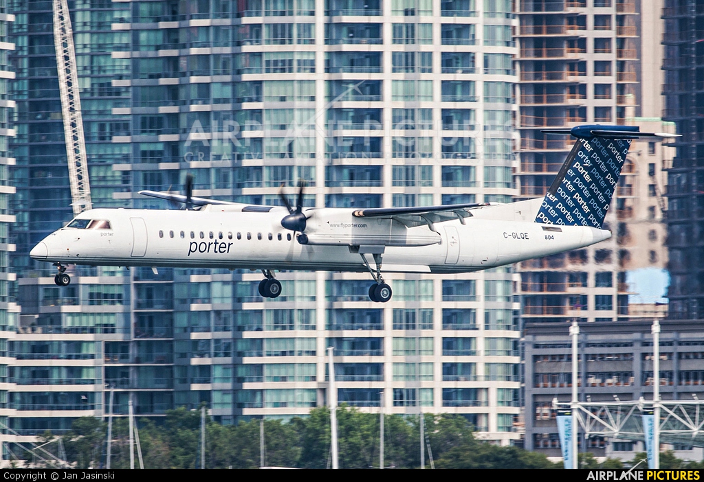 Porter Airlines C-GLQE aircraft at Toronto - Billy Bishop, ON