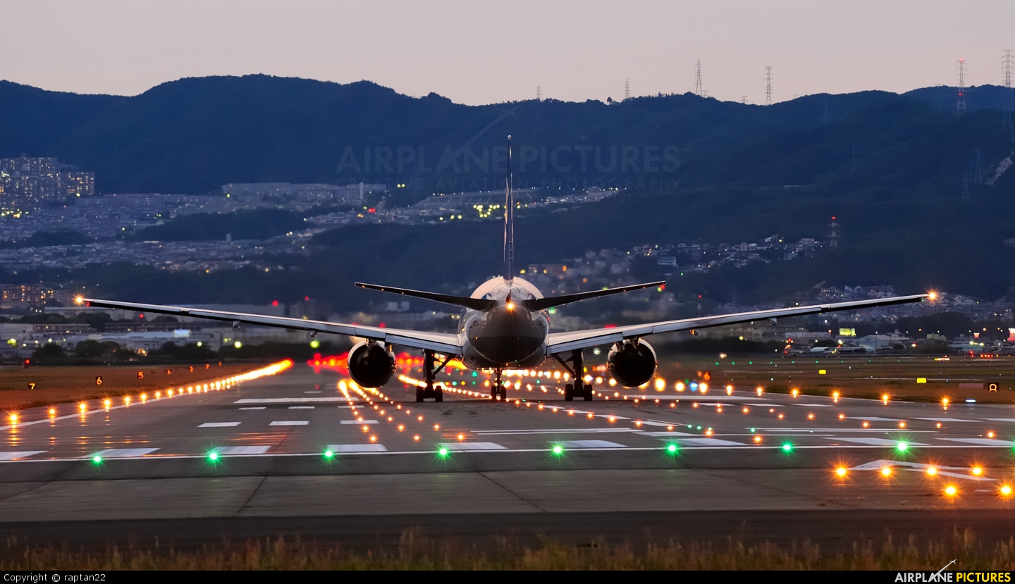 ANA - All Nippon Airways JA707A aircraft at Osaka - Itami Intl