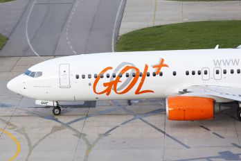PR-GUZ - GOL Transportes Aéreos  Boeing 737-800
