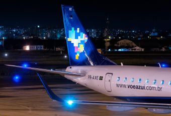 PR-AXE - Azul Linhas Aéreas Embraer ERJ-195 (190-200)