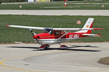 EC-BBJ - Fundació Parc Aeronàutic de Catalunya Cessna 172 Skyhawk (all models except RG)