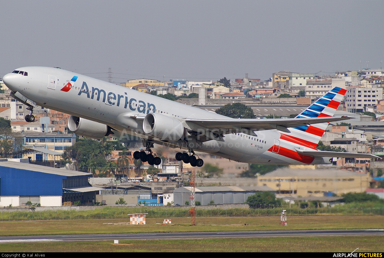 American Airlines N752AN aircraft at São Paulo - Guarulhos