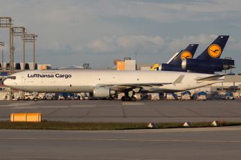 D-ALCH - Lufthansa Cargo McDonnell Douglas MD-11F