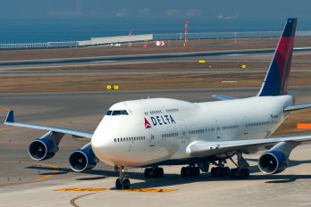 N666US - Delta Air Lines Boeing 747-400
