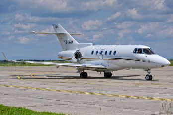 YR-NAY - Private Hawker Beechcraft 900XP