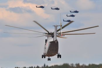 - - Russia - Air Force Mil Mi-26