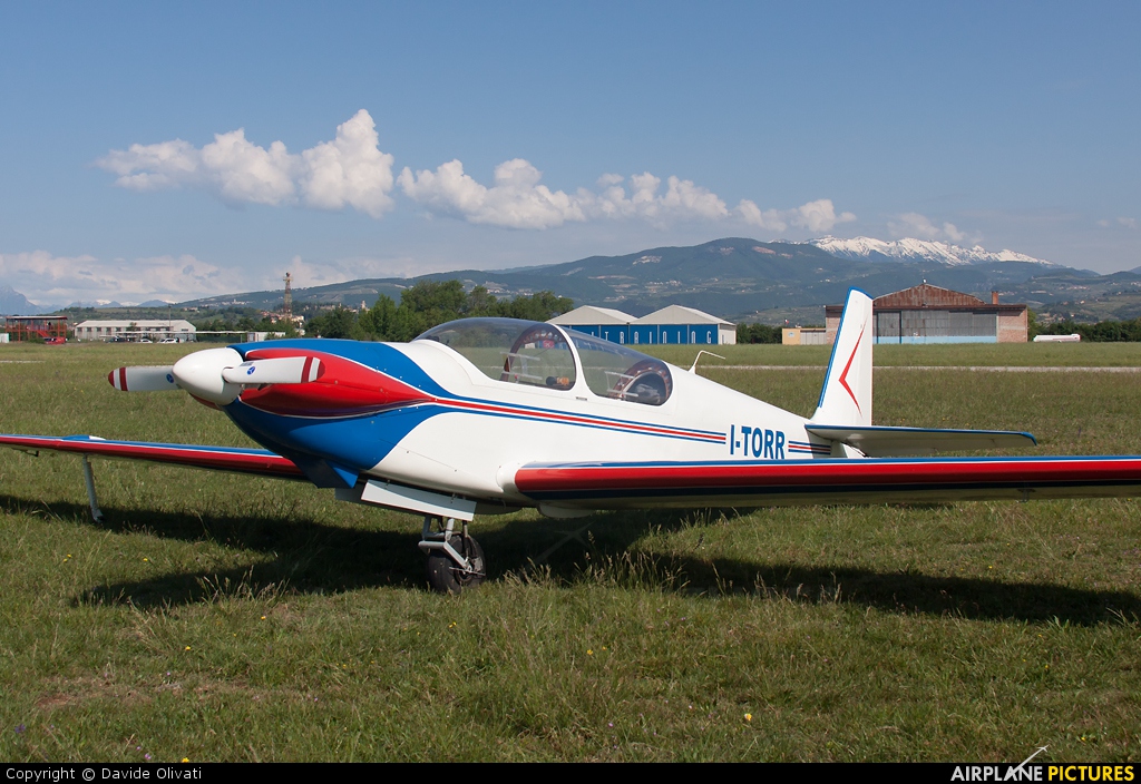 Private I-TORR aircraft at Verona - Boscomantico