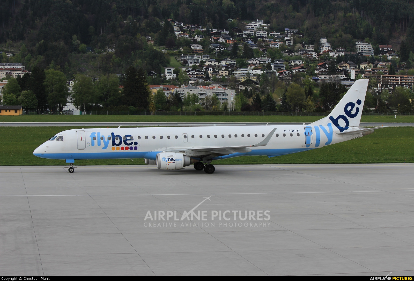 Flybe G-FBEH aircraft at Innsbruck