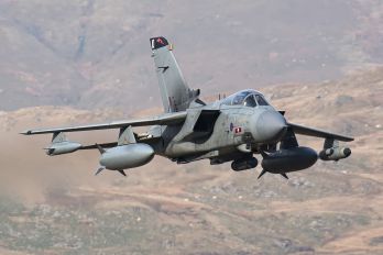 - - Royal Air Force Panavia Tornado GR.4 / 4A