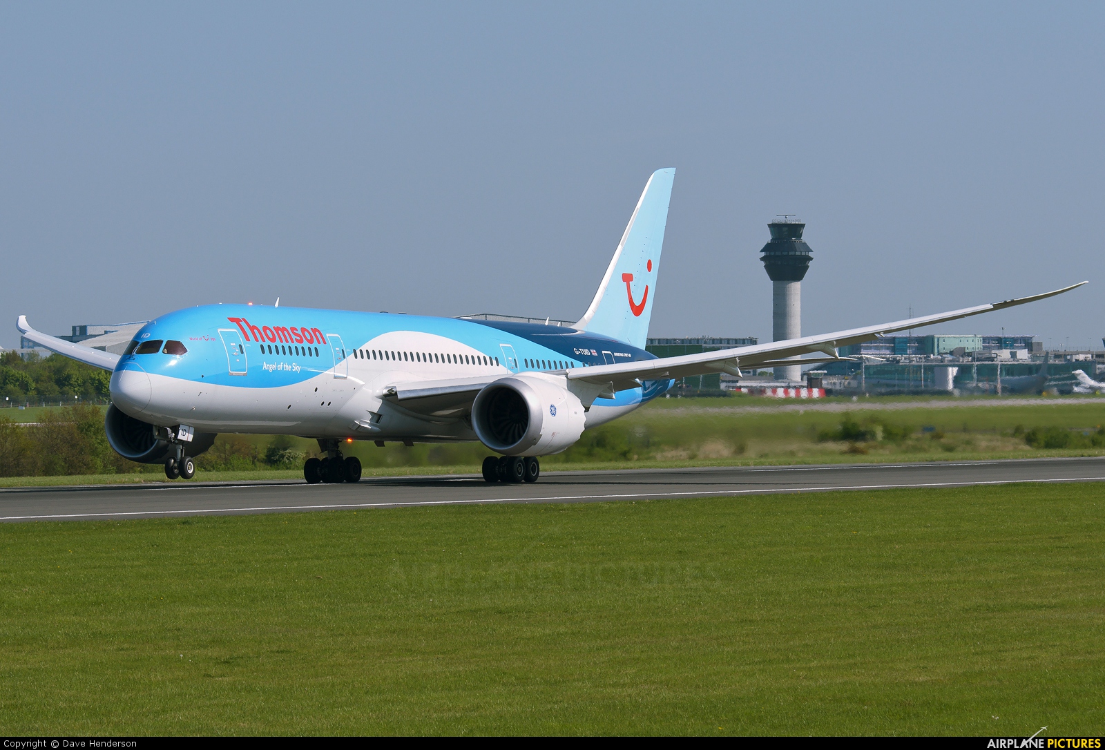 Thomson/Thomsonfly G-TUID aircraft at Manchester