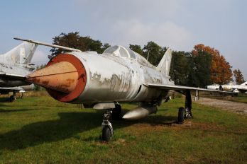 09 - Poland - Air Force Mikoyan-Gurevich MiG-21PFM