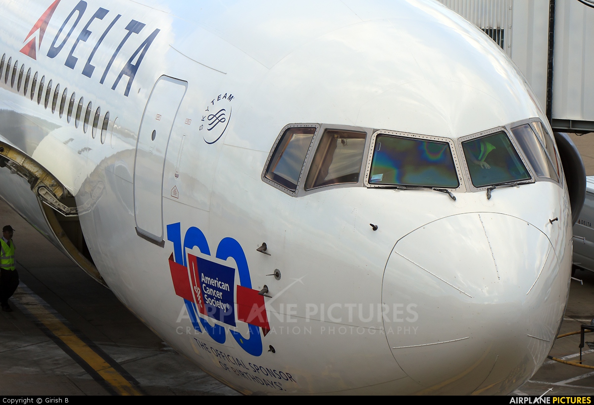 Delta Air Lines N841MH aircraft at London - Heathrow