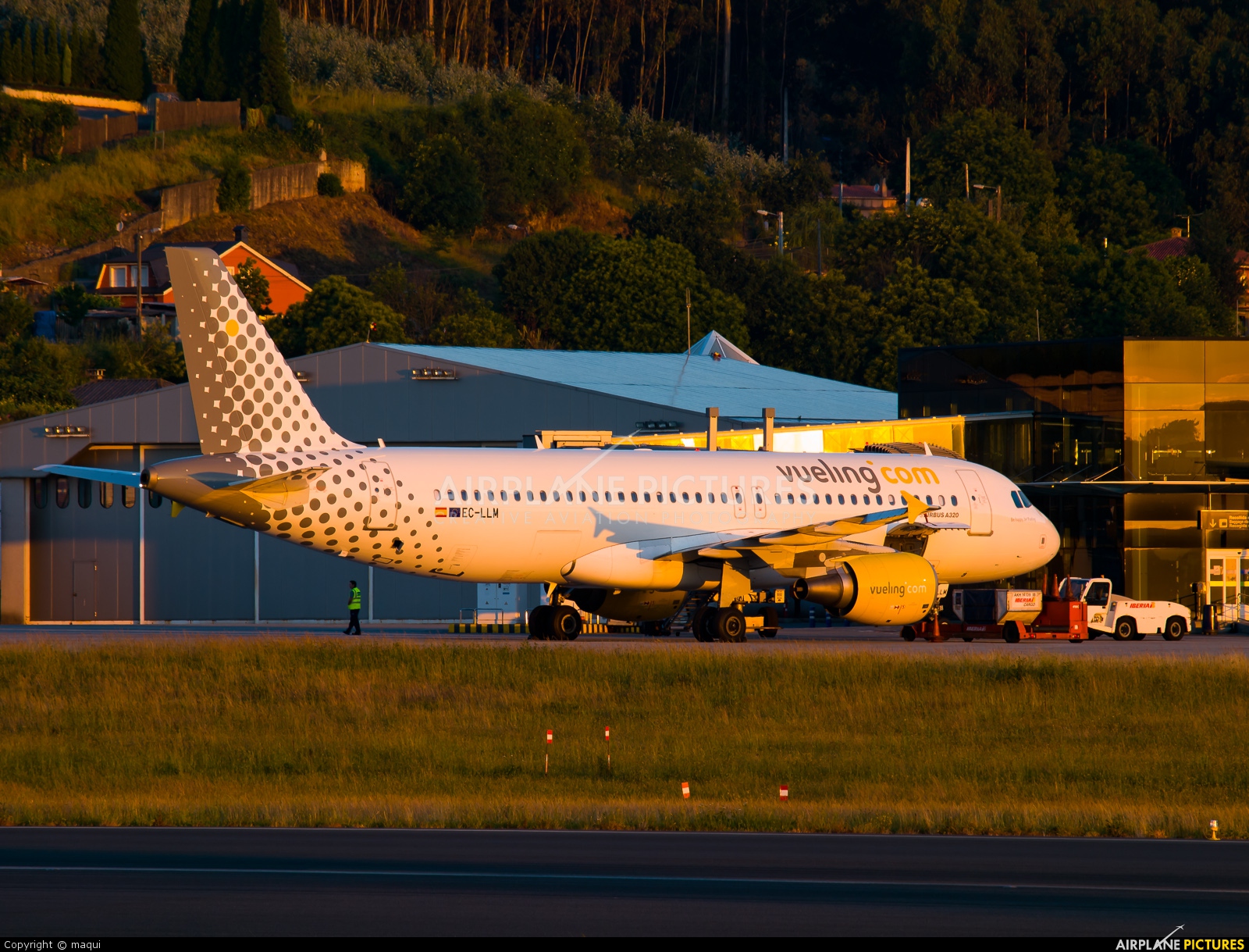 Vueling Airlines EC-LLM aircraft at La Coruña