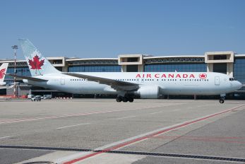 C-GSCA - Air Canada Boeing 767-300ER