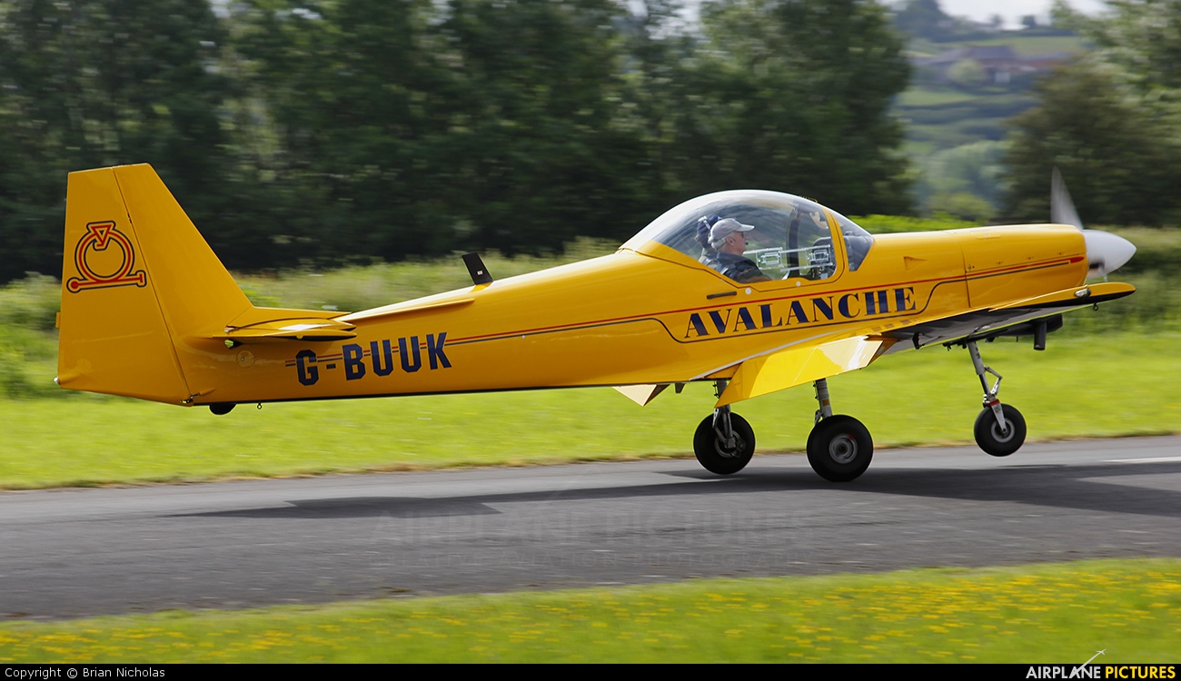 Avalanche Aviation G-BUUK aircraft at Welshpool