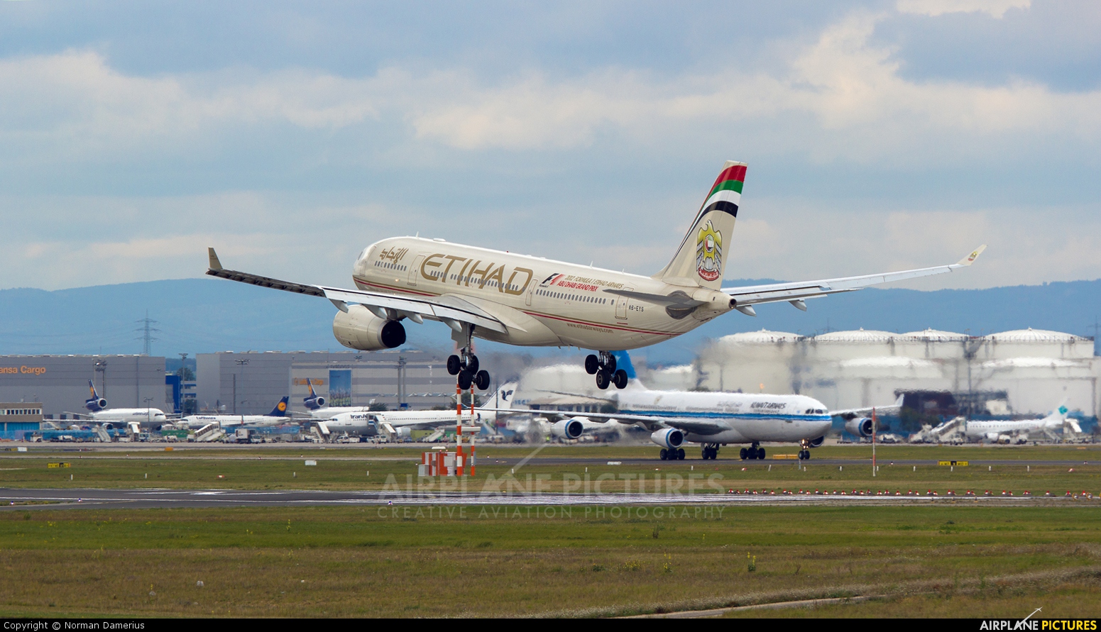 Etihad Airways A6-EYS aircraft at Frankfurt