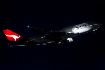 VH-OJA - QANTAS Boeing 747-400