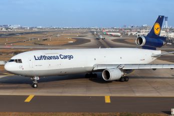 D-ALCG - Lufthansa Cargo McDonnell Douglas MD-11F