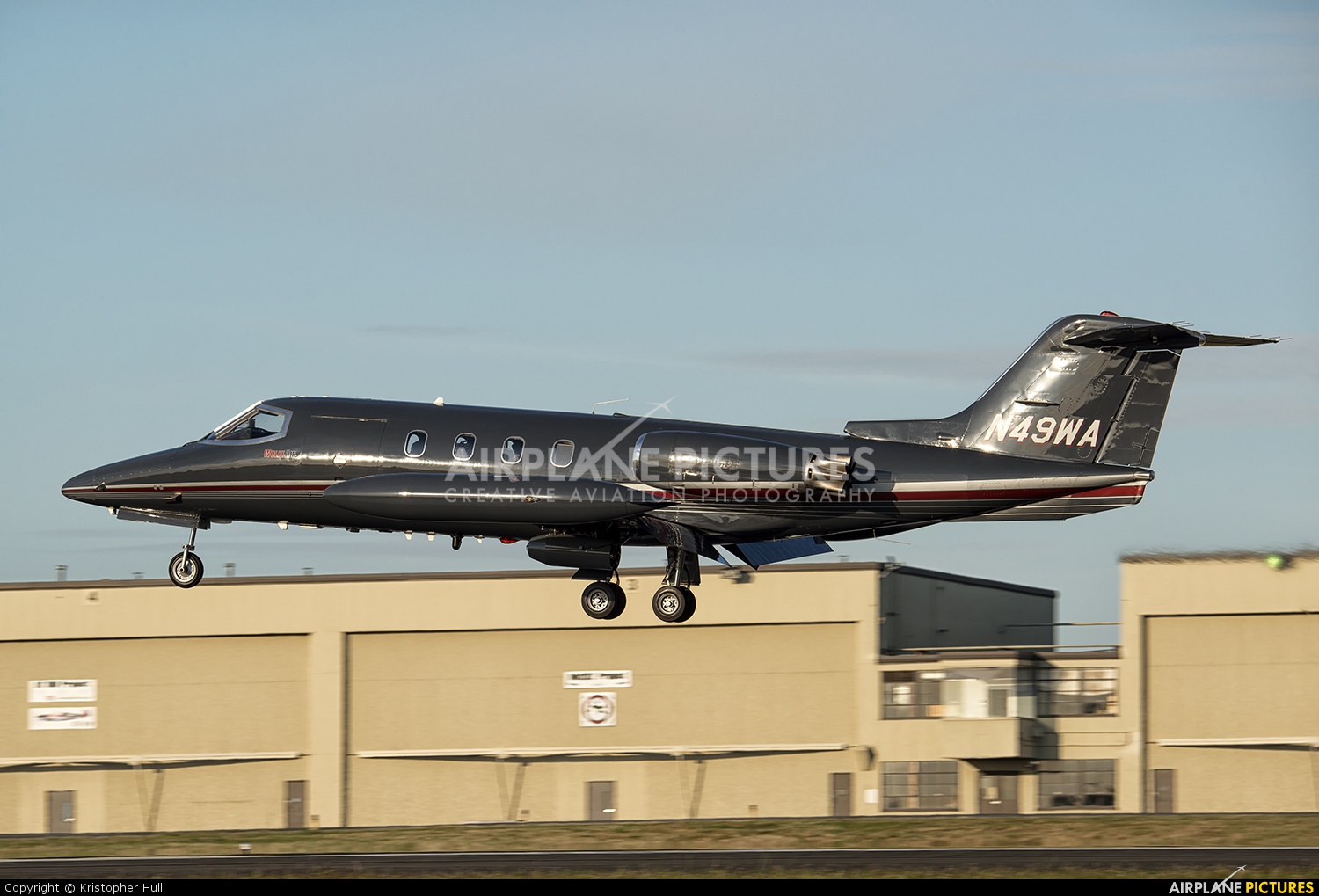 Wolfe Air N49WA aircraft at Everett - Snohomish County / Paine Field