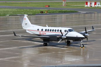OE-GTH - Air Independence Beechcraft 300 King Air 350