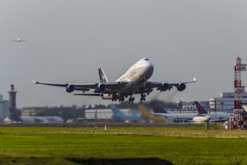 N121UA - United Airlines Boeing 747-400