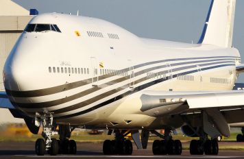 V8-ALI - Brunei Government Boeing 747-400
