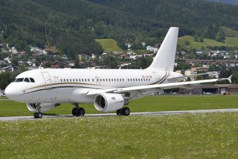 OE-LOV - Tyrolean Jet Service Airbus A319 CJ
