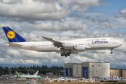 1500th B747 flyby of Everett before heading to Frankfurt title=