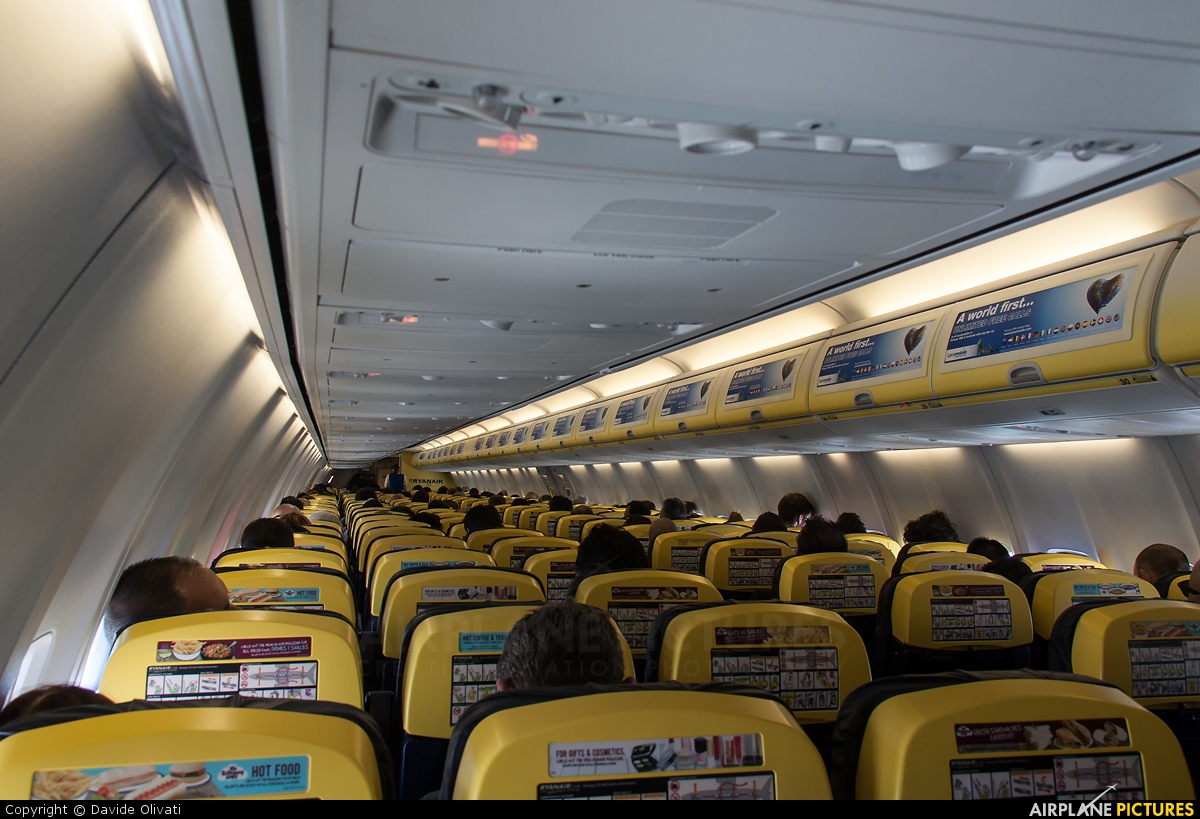 Ryanair EI-EVW aircraft at In Flight - Italy