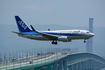 JA17AN - ANA - All Nippon Airways Boeing 737-700