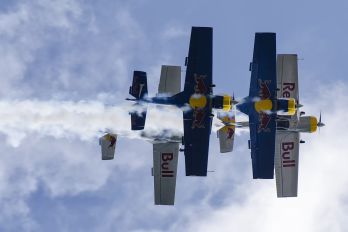 - - The Flying Bulls : Aerobatics Team Zlín Aircraft Z-50 L, LX, M series