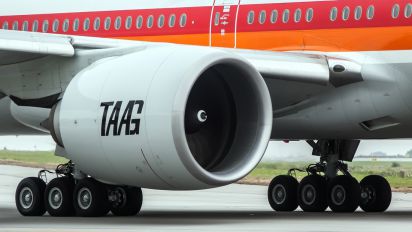 D2-TEH - TAAG - Angola Airlines Boeing 777-300