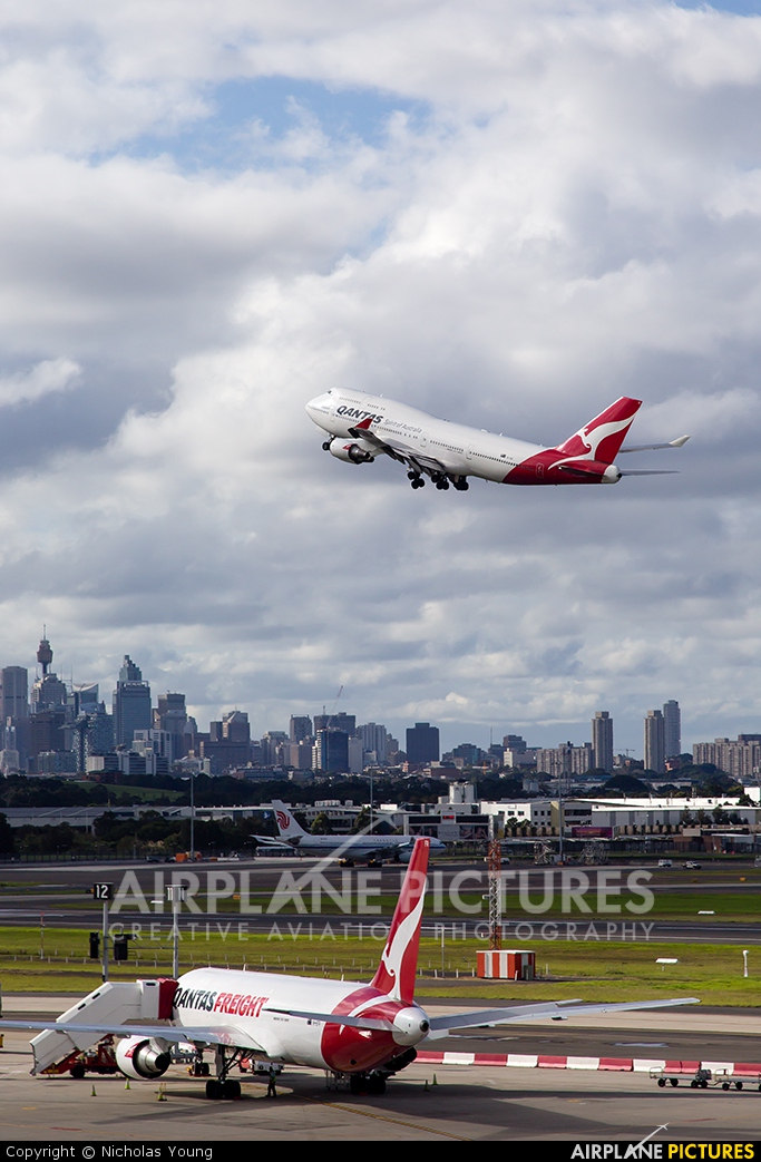 QANTAS VH-EFR aircraft at Sydney - Kingsford Smith Intl, NSW