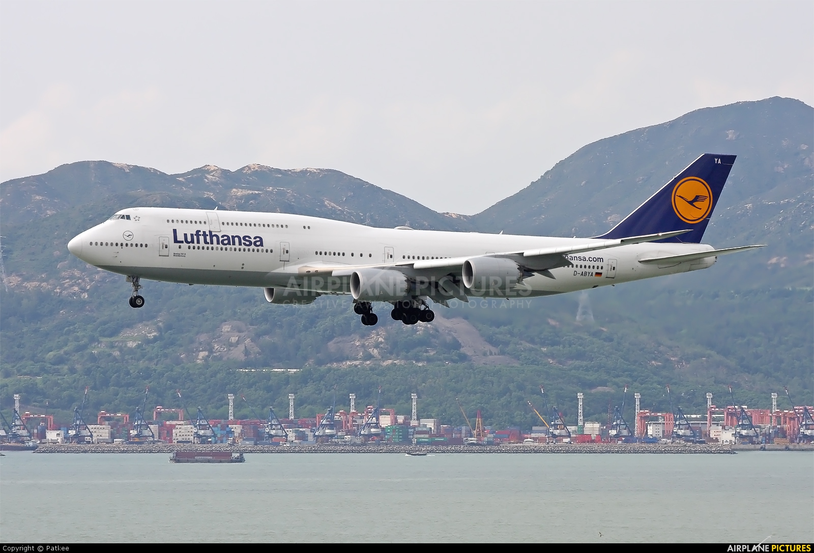 Lufthansa D-ABYA aircraft at HKG - Chek Lap Kok Intl