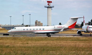 HL8200 - Private Gulfstream Aerospace G-V, G-V-SP, G500, G550