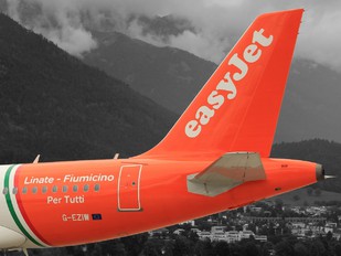 G-EZIW - easyJet Airbus A319