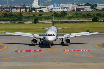 JA8654 - ANA - All Nippon Airways Airbus A320