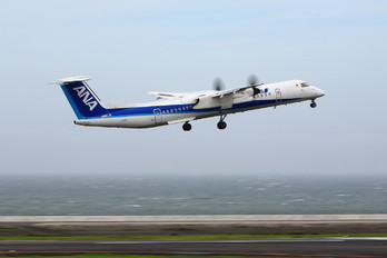 JA851A - ANA - Air Central de Havilland Canada DHC-8-400Q / Bombardier Q400