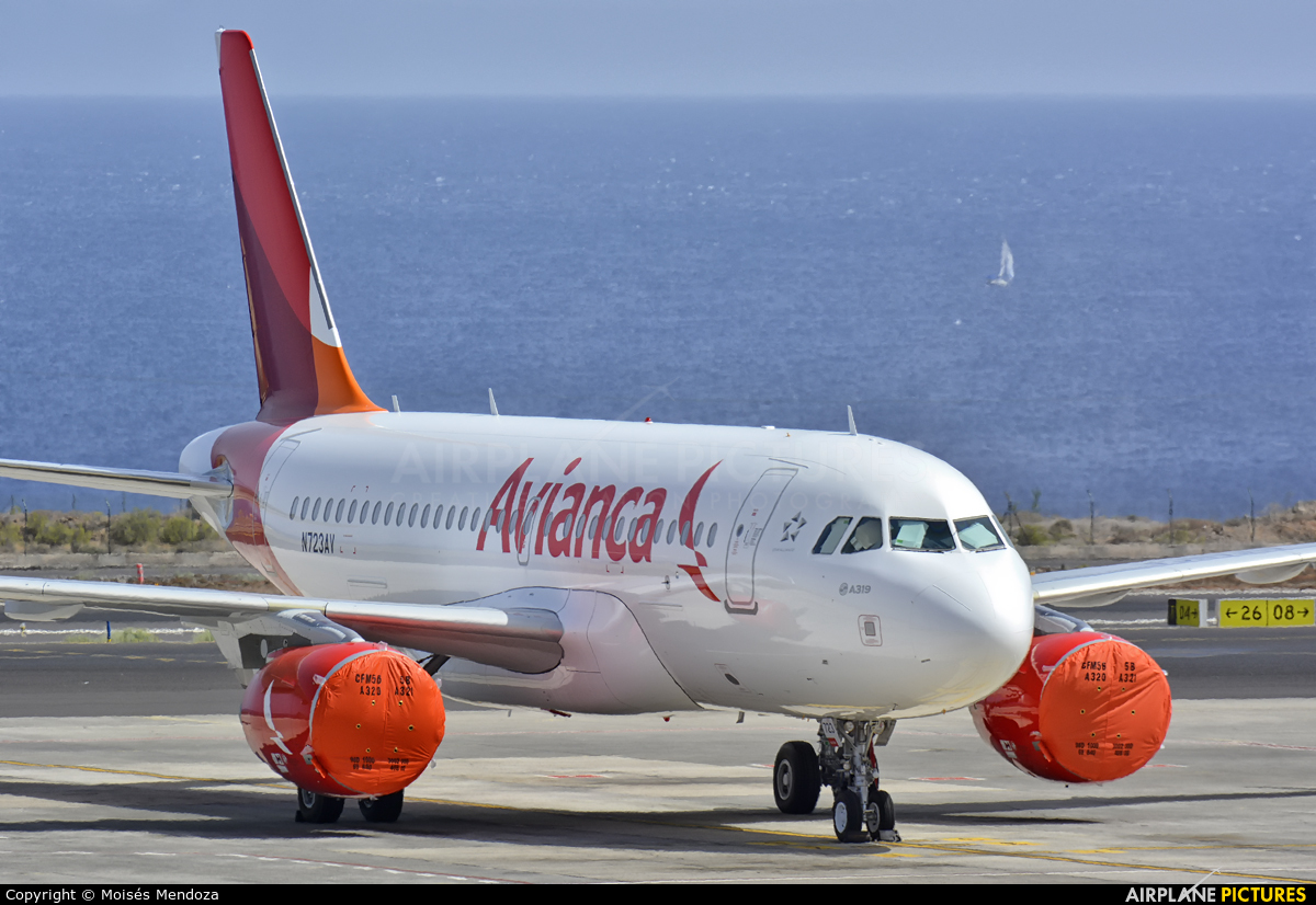 Avianca N723AV aircraft at Tenerife Sur - Reina Sofia