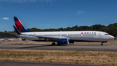 N823DN - Delta Air Lines Boeing 737-900ER
