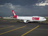 PT-MVU - TAM Airbus A330-200 aircraft