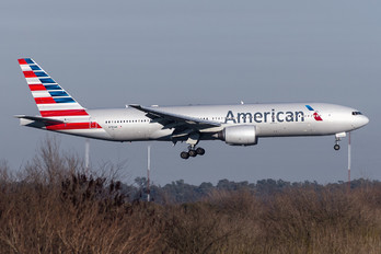 N780AN - American Airlines Boeing 777-200ER