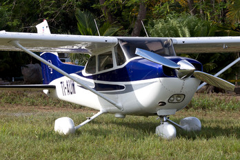 TI-AUM - Private Cessna 172 Skyhawk (all models except RG)