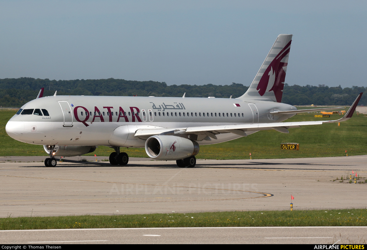 Qatar Airways A7-AHX aircraft at Geneva Intl