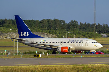 LN-RCT - SAS - Scandinavian Airlines Boeing 737-600