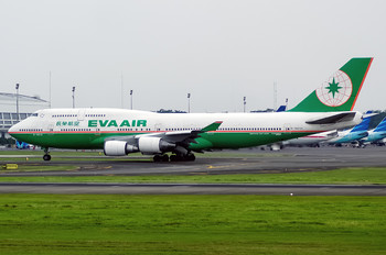 B-16412 - Eva Air Boeing 747-400