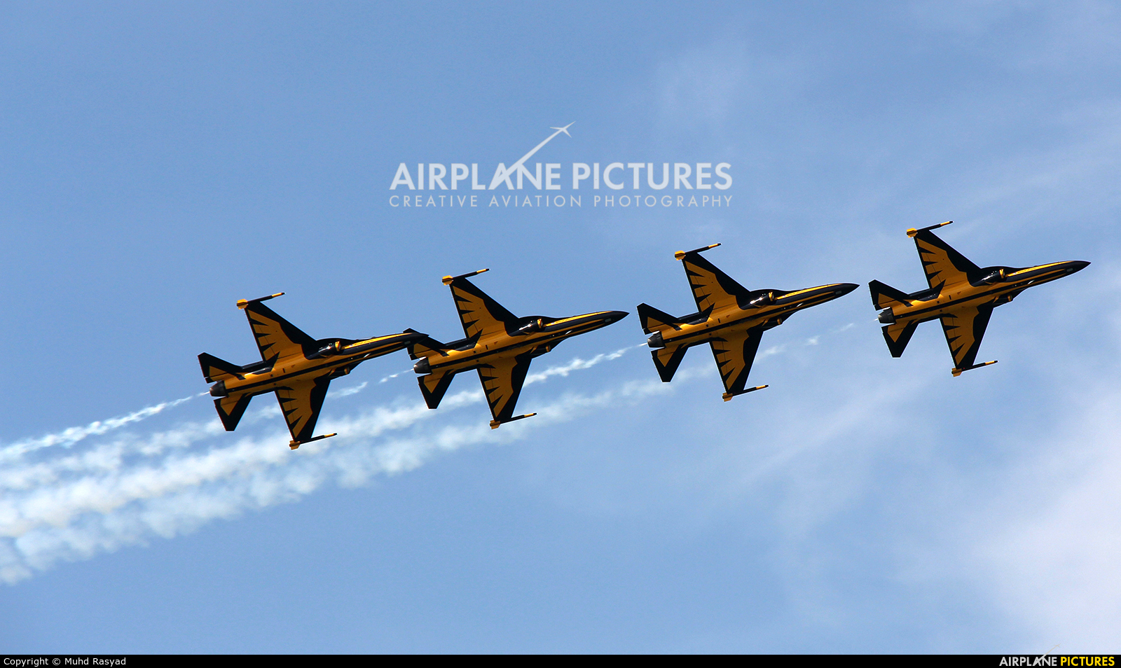 Korea (South) - Air Force: Black Eagles 10-0058 aircraft at Singapore - Changi